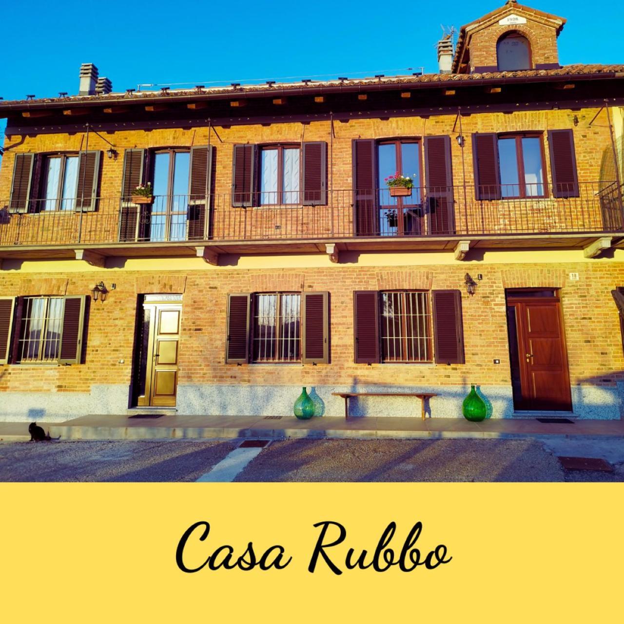 Casa Rubbo - Appartamento 'Como' Nelle Langhe 阿尔巴 外观 照片